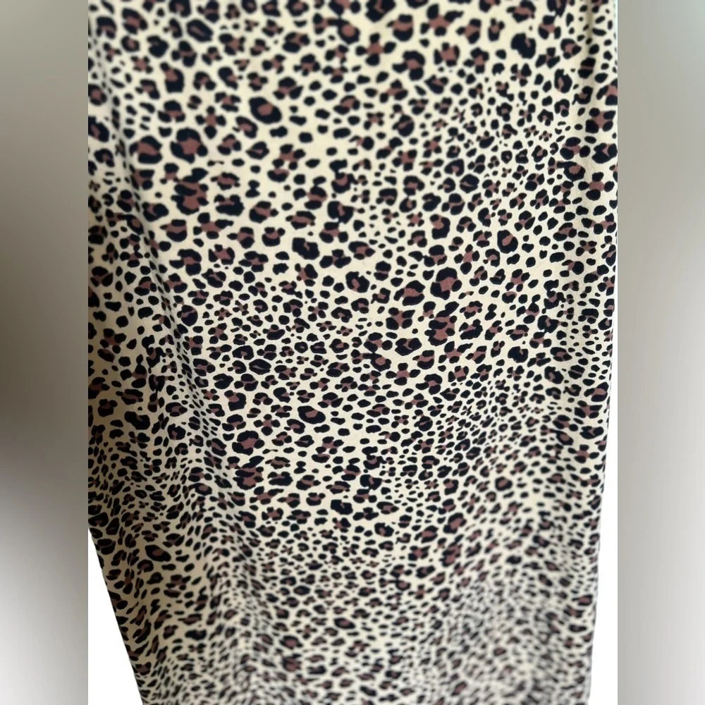 Shein • SXY Leopard Print Twist Detail Skirt - Picture 8 of 8